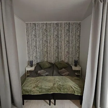 Lägenhet Spacious With Cathedral Views *